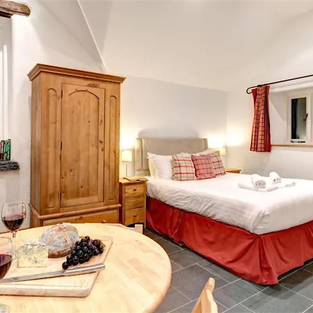 Dale End Loggia Holiday home *